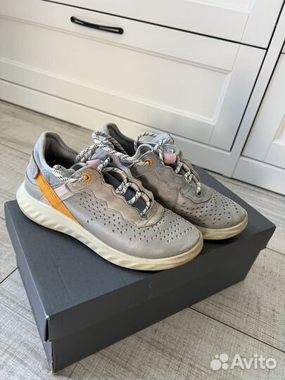 Кроссовки для девочки Ecco 30 размер