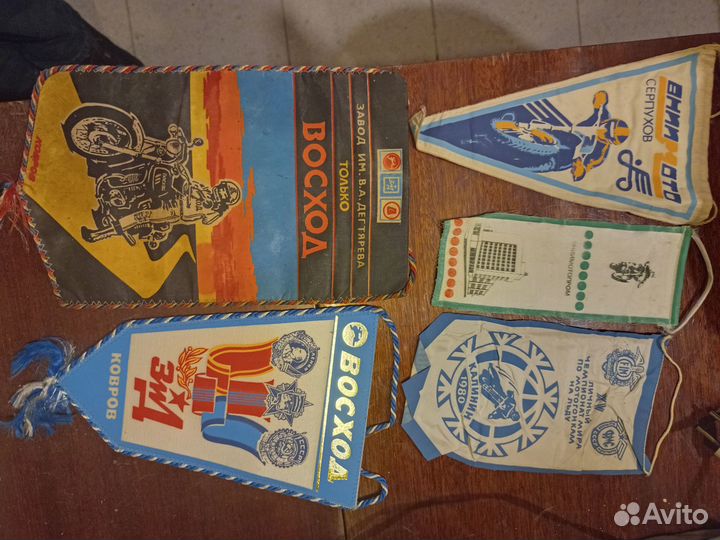 Вымпелы календари мото