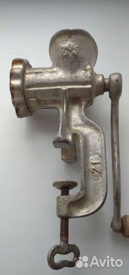 Мясорубка чугунная СССР