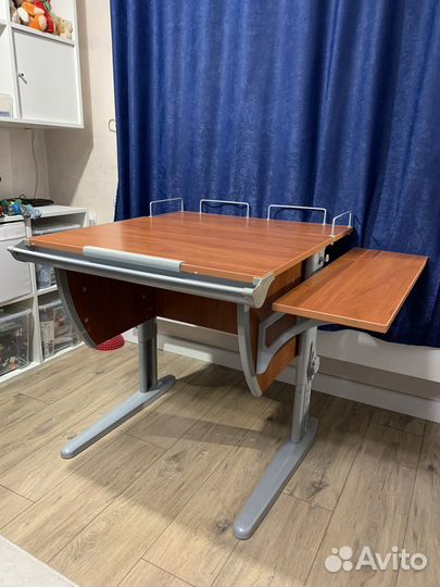 Стол трансформер / школьная парта Дэми (Demi)