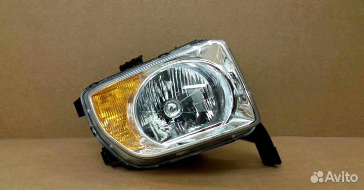 Фара передняя (1шт) Honda Element 2003-2008