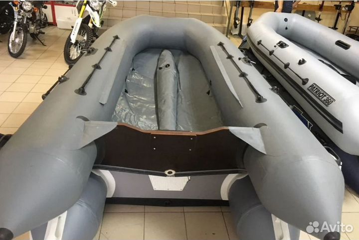 Лодка надувная пвх Хантер 360 Б/У