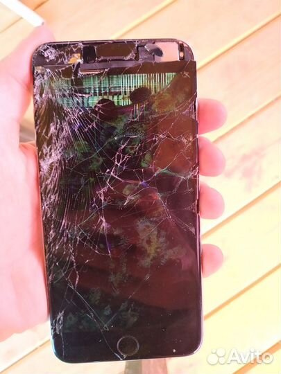 Мобильные телефоны