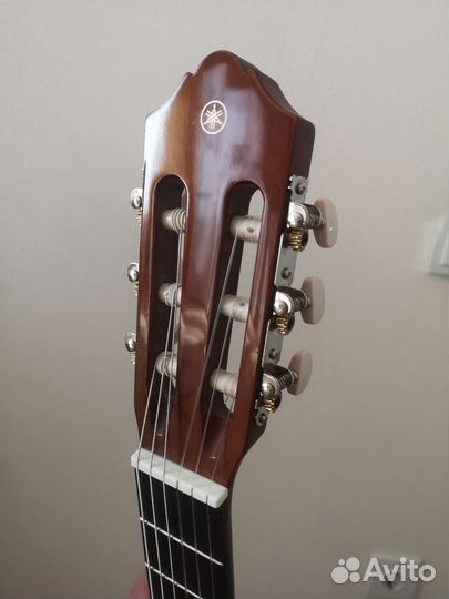 Классическая гитара Yamaha c40