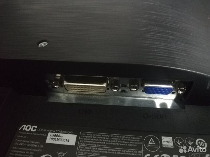 Монитор AOC e960Srd царапины, под видео
