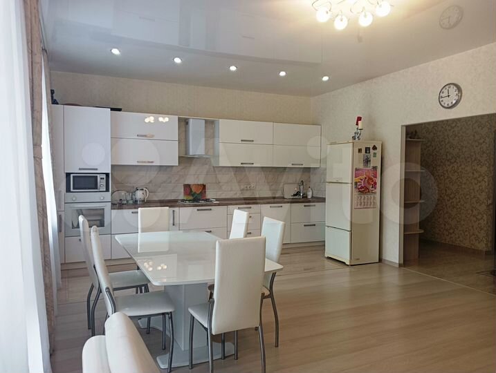 3-к. квартира, 108,1 м², 1/6 эт.