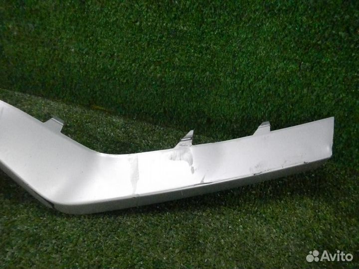 Накладка переднего бампера LADA X-RAY (2015-2022)