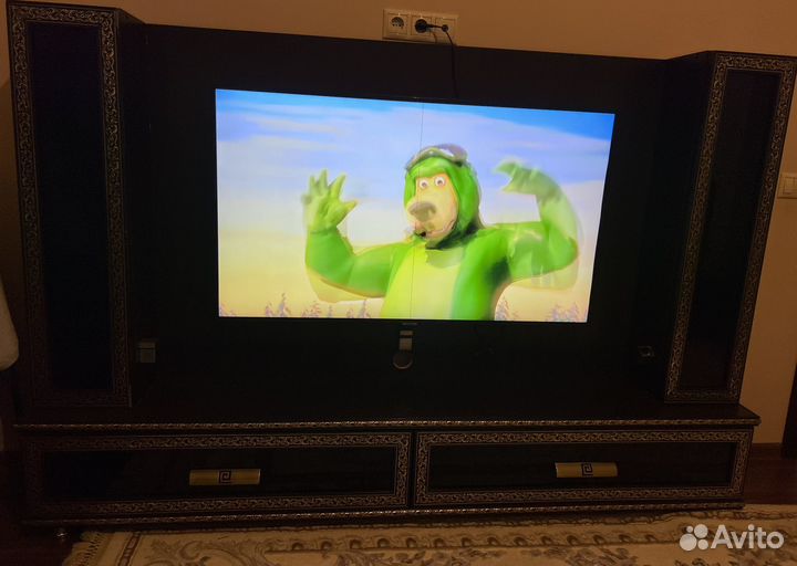 Подставка под телевизор