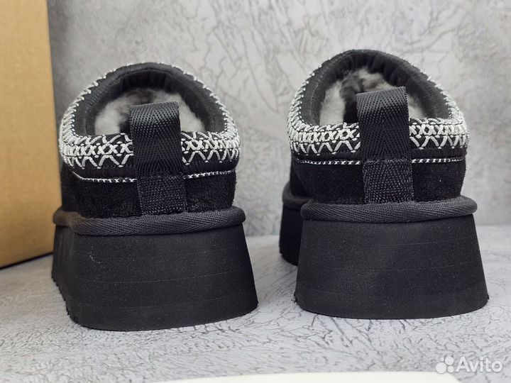 Ugg Tazz Platform black