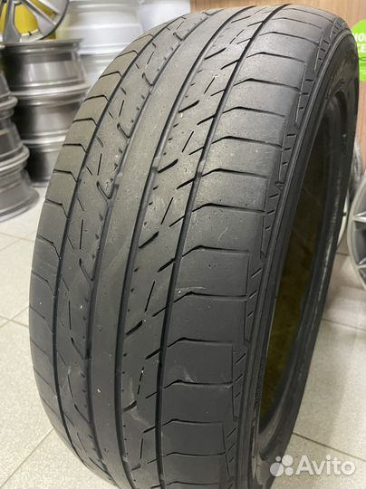 Toyo DRB 215/55 R17
