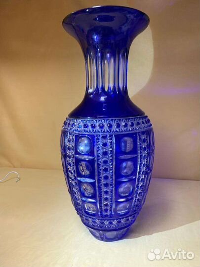 Ваза для цветов хрустальная