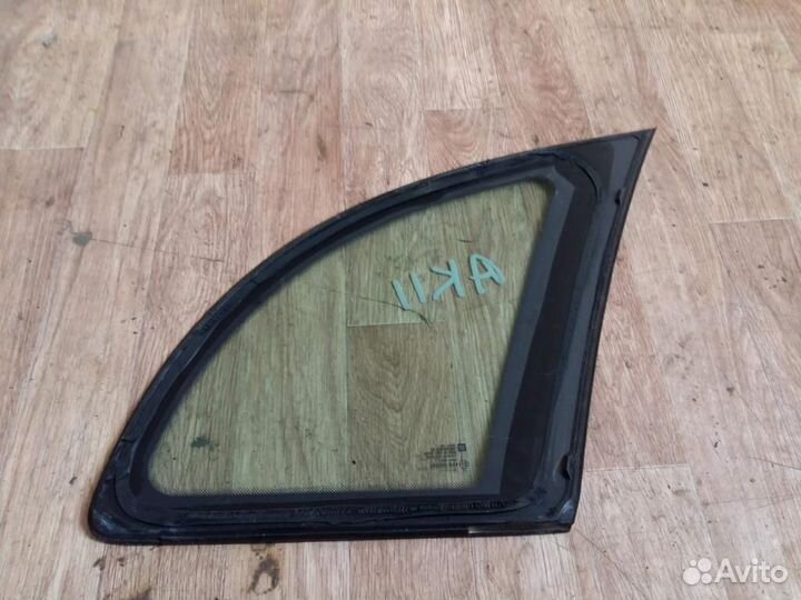 Стекло кузовное левое Opel Meriva A 2003-2010