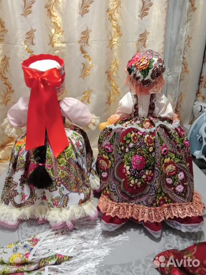 Кукла грелка на чайник Берегиня