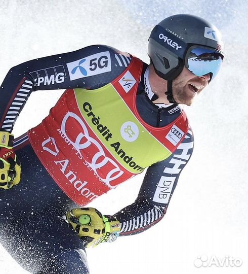 Шлем горнолыжный oakley