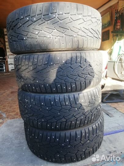 Nokian Tyres Hakkapeliitta 7 215/55 R16