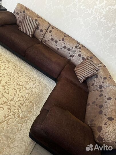 Угловой диван