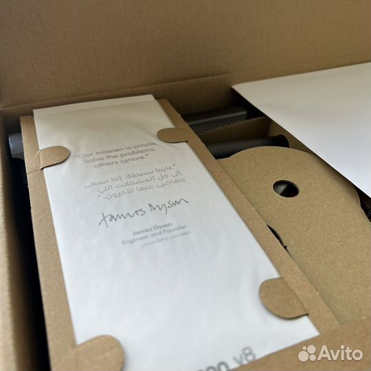 Пылесос Dyson v8 absolute Silver / Nickel