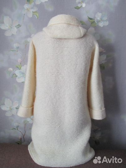 Пальто женское вязаное