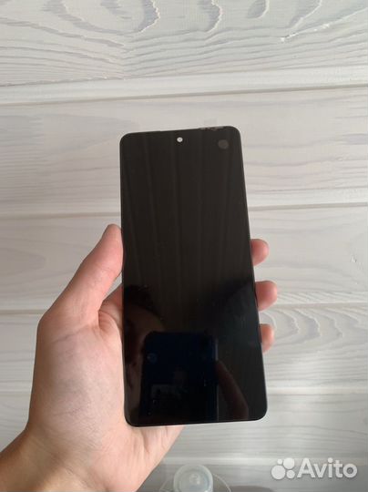 Экран на techno camon 19 neo