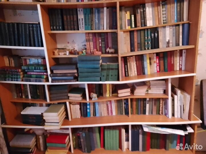 Продам домашнюю библиотеку