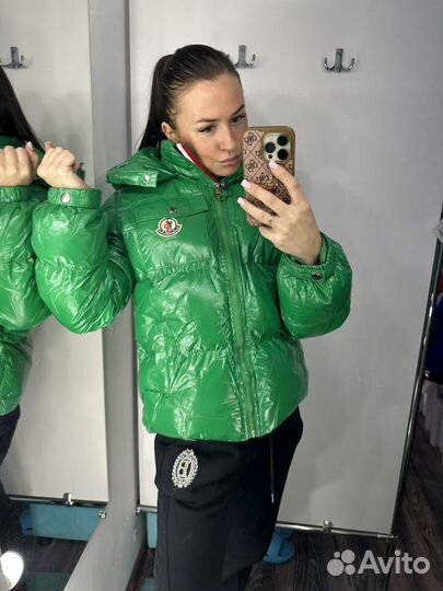 Пуховик Moncler глянец