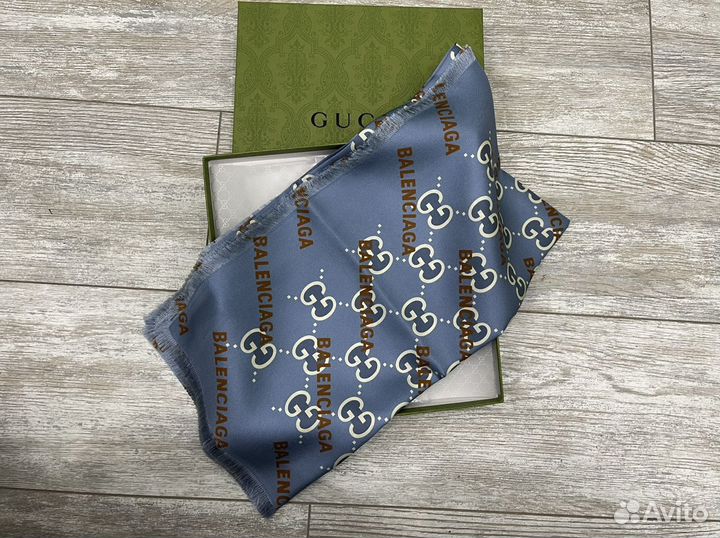 Платок шелковый Gucci х Balenciaga