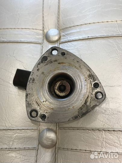 Магнит распредвала Mercedes 1.8 m271