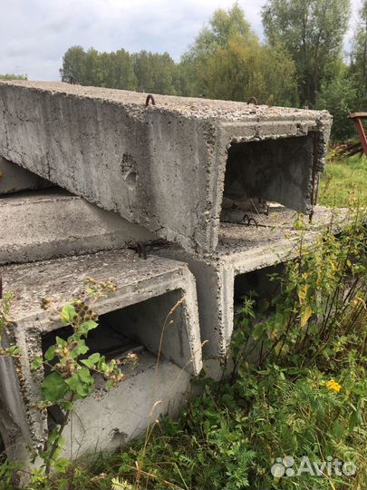 Лоток бетонный