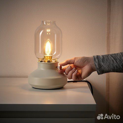 Лампа настольная IKEA tarnaby диммируемая