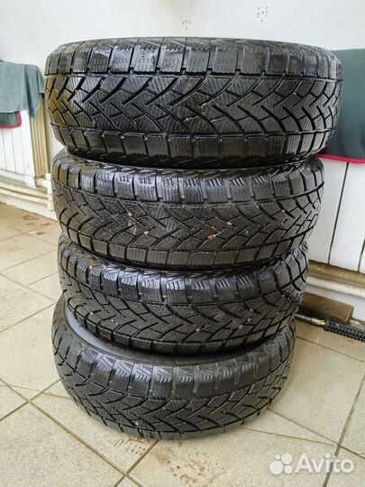 Windforce Snowblazer 185/65 R15 88H