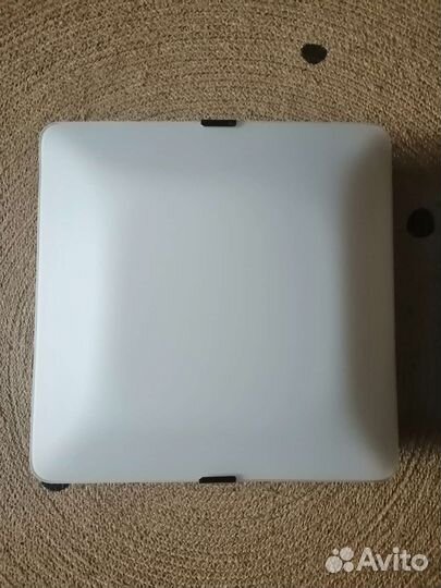 Светильник новый