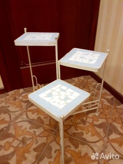 Комплект подставок для цветов из двух шт