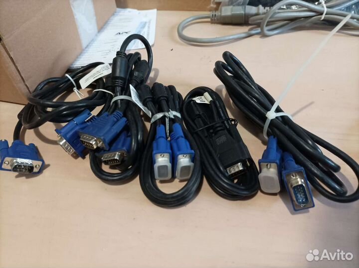 Кабель для компьютера VGA