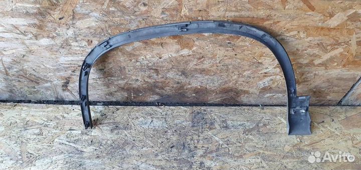 Накладка переднего крыла правого Volkswagen Tigua