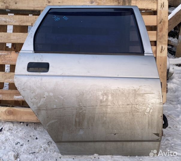 Задняя правая дверь Ваз 2111