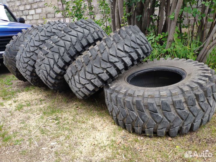 Maxxis M8060 Trepador 325/75 R16