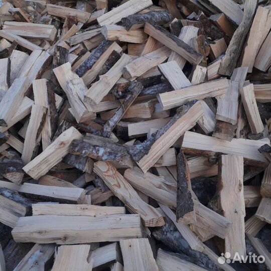 Дрова колотые сухие мешками и кубами