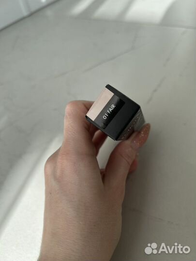 Консиллер Elian в оттенке 01