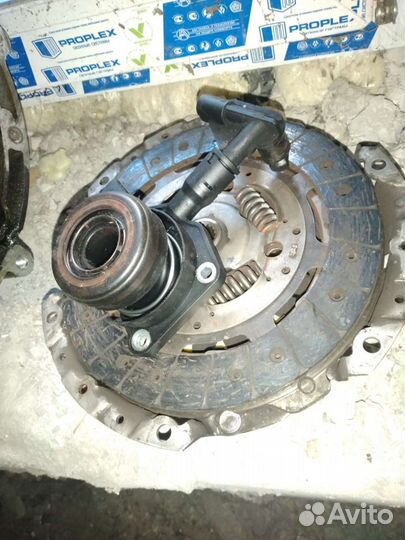 Коробка передач б/у на Ford Focus 2010