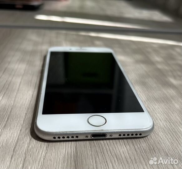 Телефон iPhone 7 32gb
