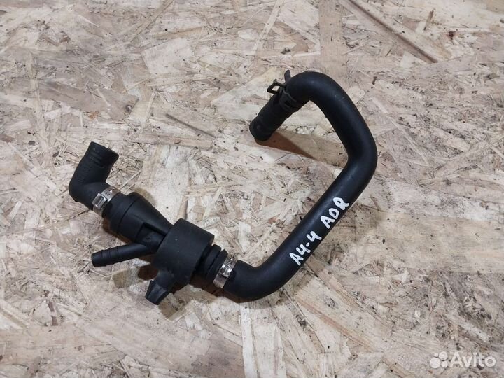 Эжекционный насос Volkswagen Passat B5 Audi A4 B5