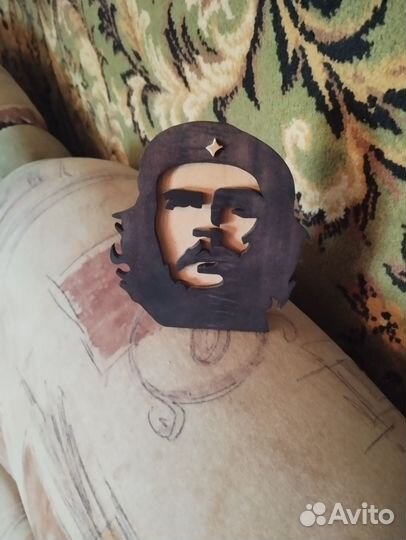 Настольное панно Чегеварро