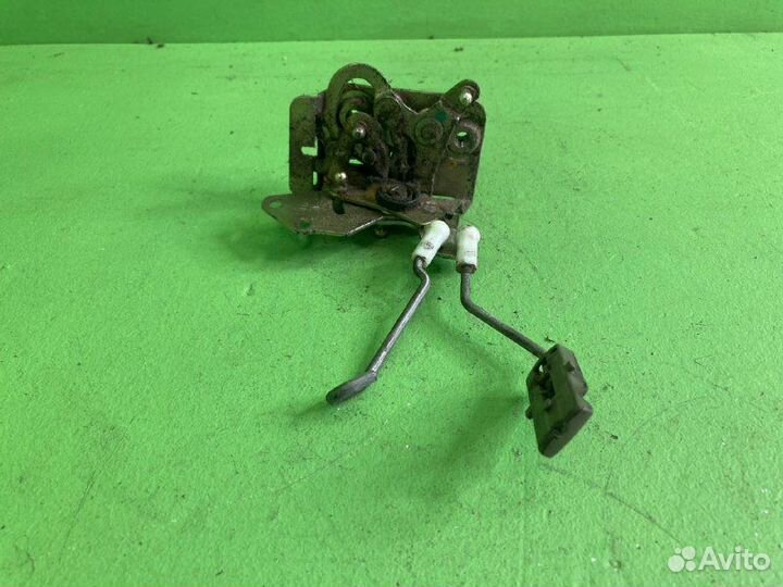 Замок двери правый DAF XF105