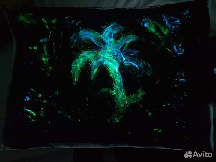 Современное искусство, люминесцентная картина