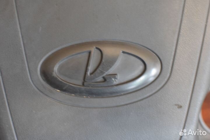 Декоративная крышка двигателя Ваз 8 кл