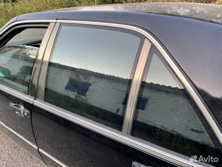 Стекла дверные Mercedes W140