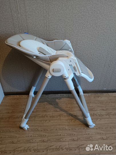 Стульчик для кормления Kari Kids