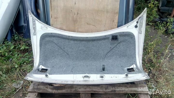 Крышка багажника Седан Рестайл на Опель Омега Б