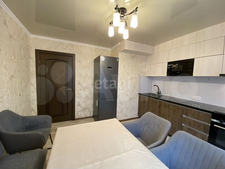 2-к. квартира, 63,8 м², 4/17 эт.