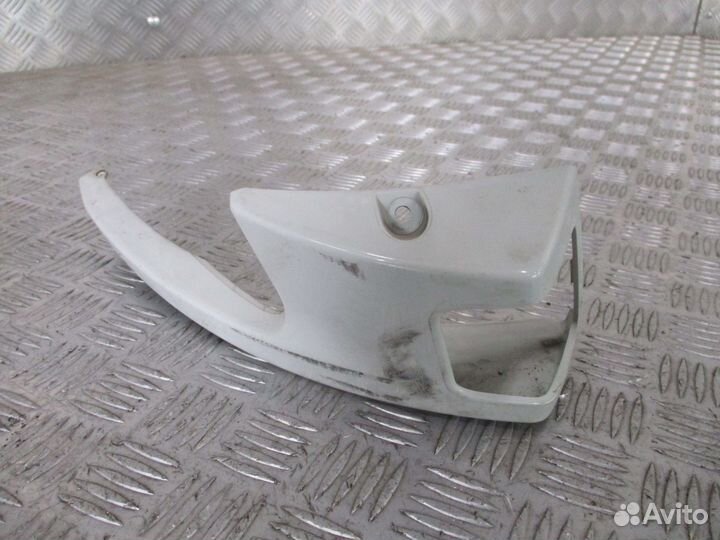 Накладка указатель поворота правая Volvo 82425956